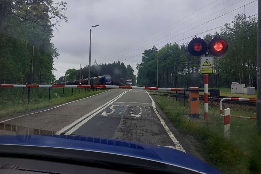 Policjanci w ostatniej chwili pomogli mężczyźnie