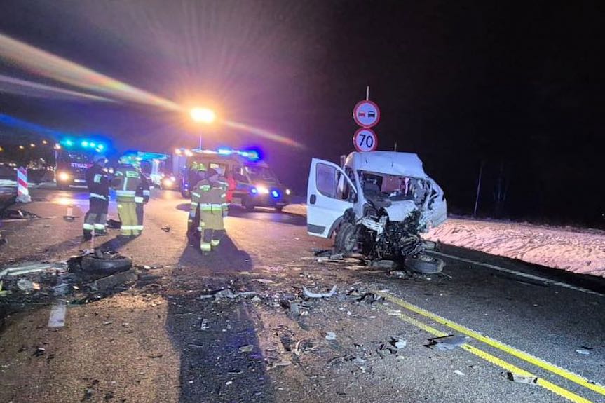 Wypadek na S19. Czołowe zderzenie dwóch busów