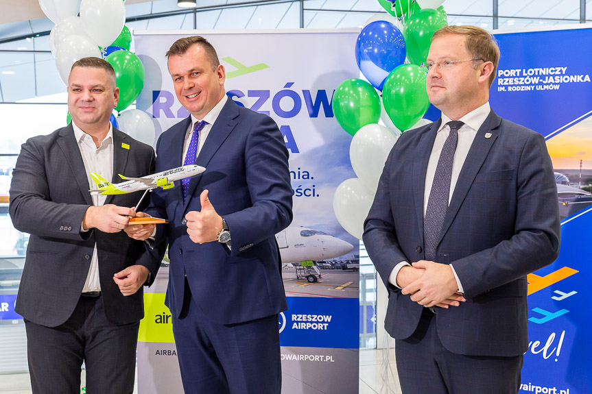 Air Baltic uruchomił połączenie z Rzeszowa do Rygi