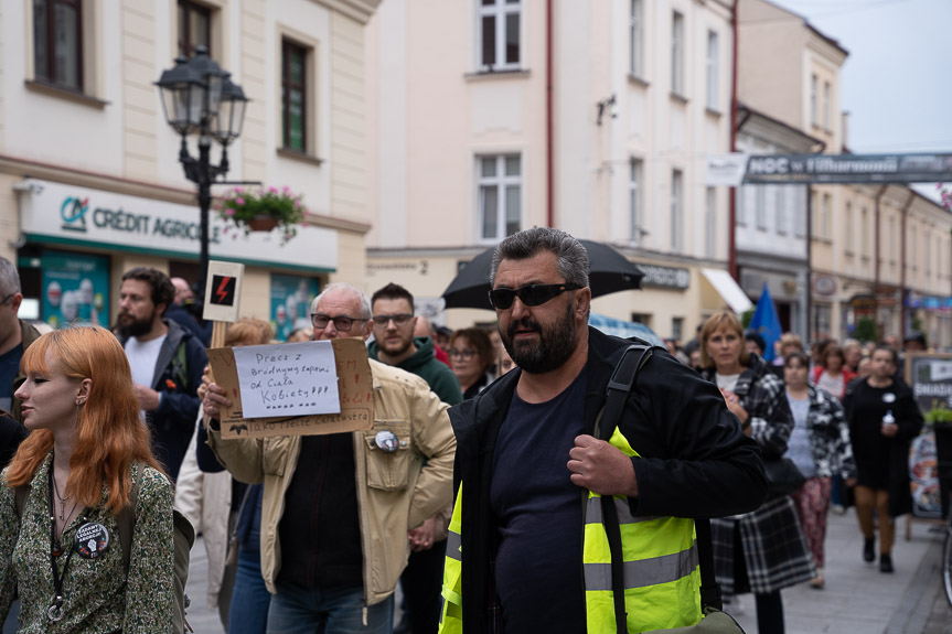 "Ani jednej więcej". Demonstracja na rynku w Rzeszowie