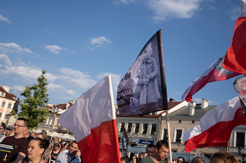 Marsz Pamięci Ofiar Rzezi Wołyńskiej w Rzeszowie