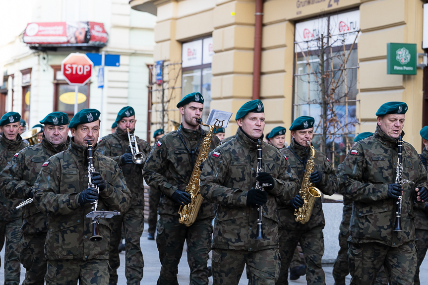 Na rzeszowskim rynku trwa 33. Finał WOŚP