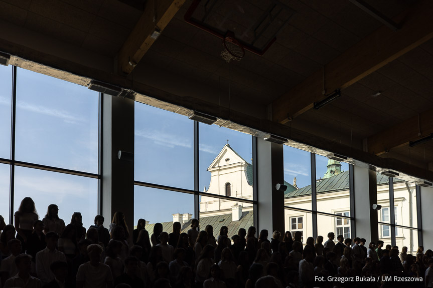 Nowa hala sportowa w I LO na inaugurację roku szkolnego