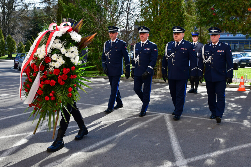 Policjanci uczcili Pamięć Ofiar Zbrodni Katyńskiej