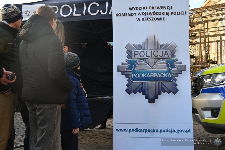 Policjanci z Podkarpacia zagrali z Wielką Orkiestrą Świątecznej Pomocy