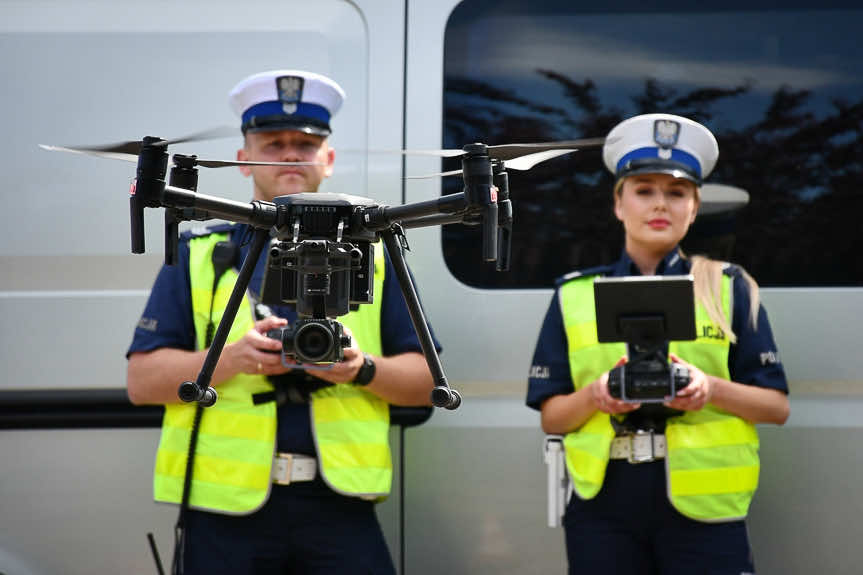 Policyjny dron nad Rzeszowem. Ujawnił 22 wykroczenia