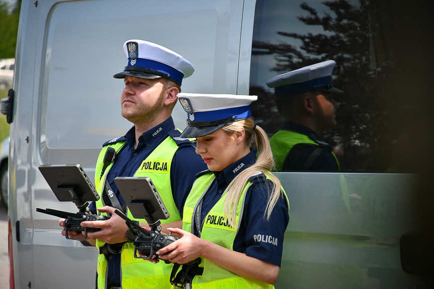 Policyjny dron nad Rzeszowem. Ujawnił 22 wykroczenia