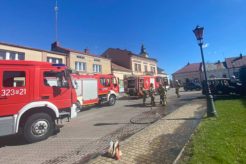 Pożar samochodu w Głogowie Małopolskim