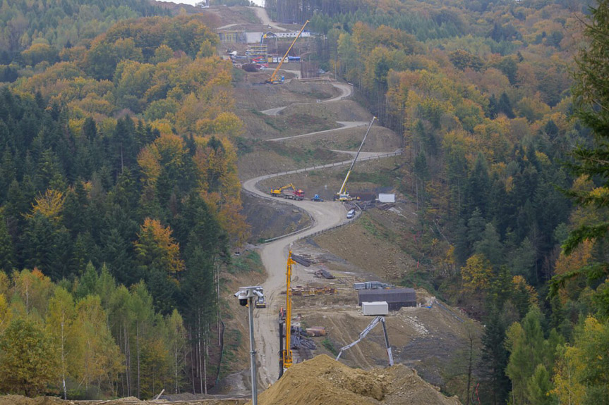 Trwa budowa S19 na południe od Rzeszowa