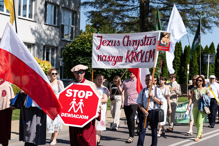 Ulicami Rzeszowa przeszedł Marsz Dla Życia i Rodziny