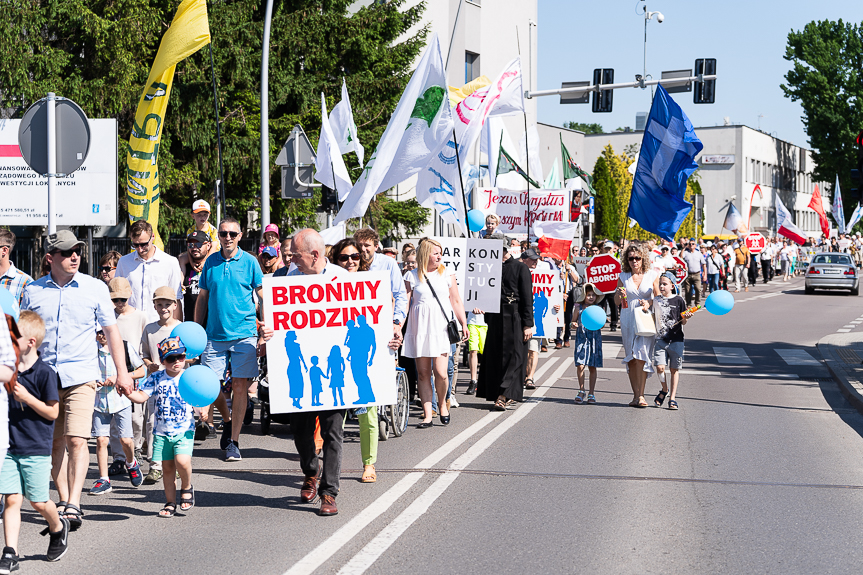 Ulicami Rzeszowa przeszedł Marsz Dla Życia i Rodziny