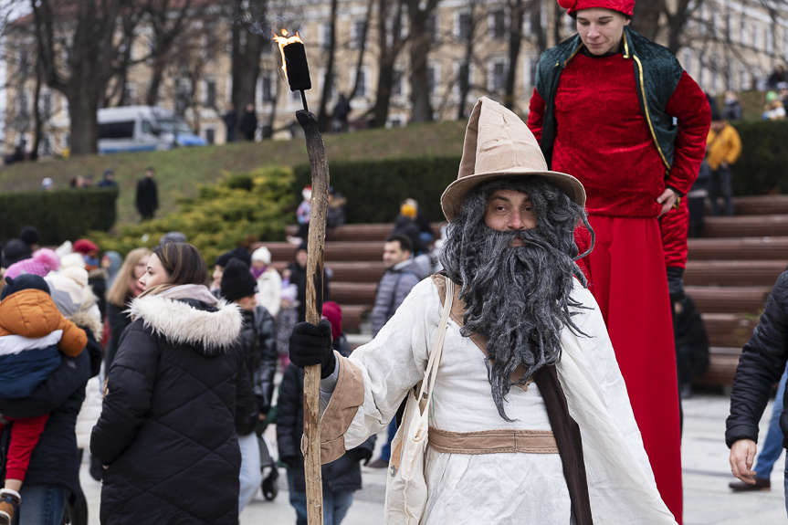 Ulicami Rzeszowa przeszła parada św. Mikołaja