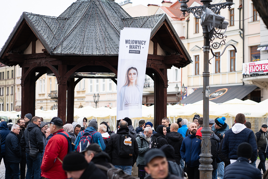 Ulicami Rzeszowa przeszli Wojownicy Maryi