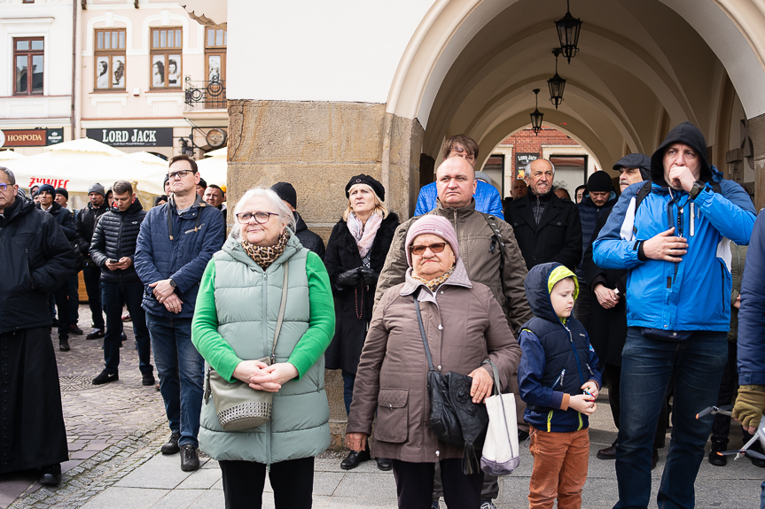 Ulicami Rzeszowa przeszli Wojownicy Maryi