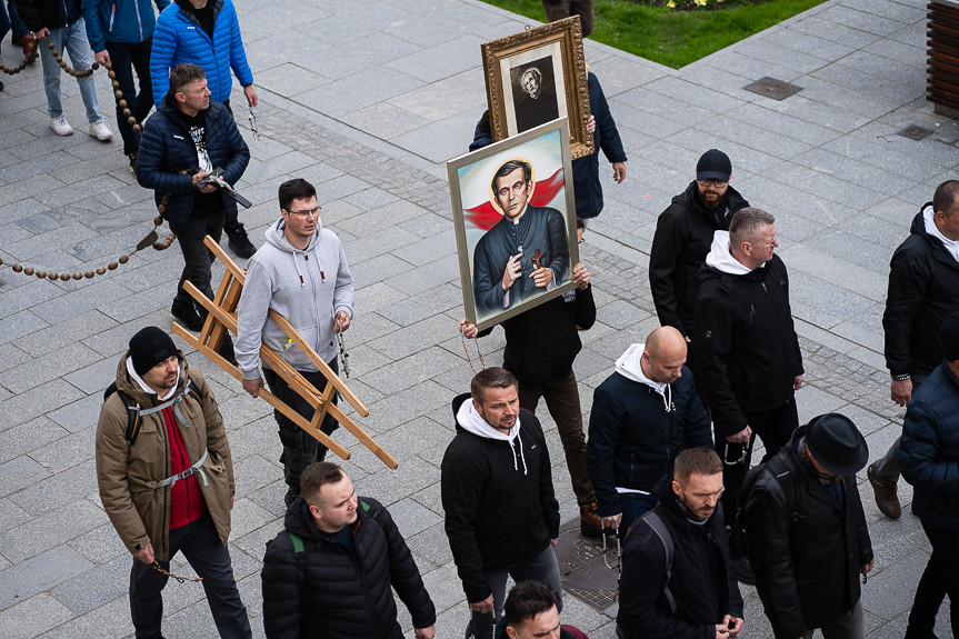 Ulicami Rzeszowa przeszli Wojownicy Maryi