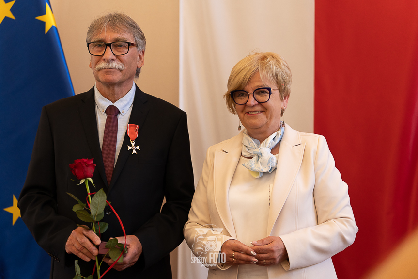 Wręczenie odznaczeń państwowych w Podkarpackim Urzędzie Wojewódzkim