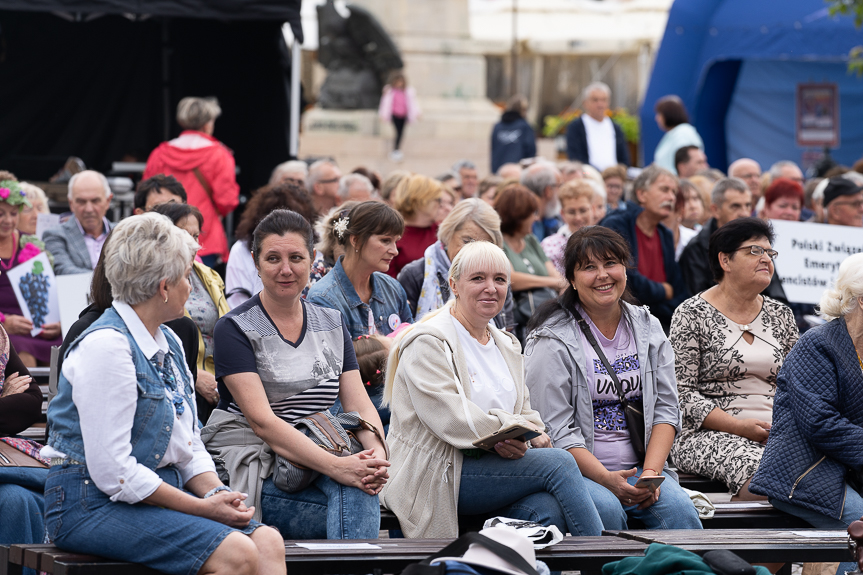 Wystartowały Senioralia Rzeszowskie. Koncert Majki Jerzowskiej na otwarcie