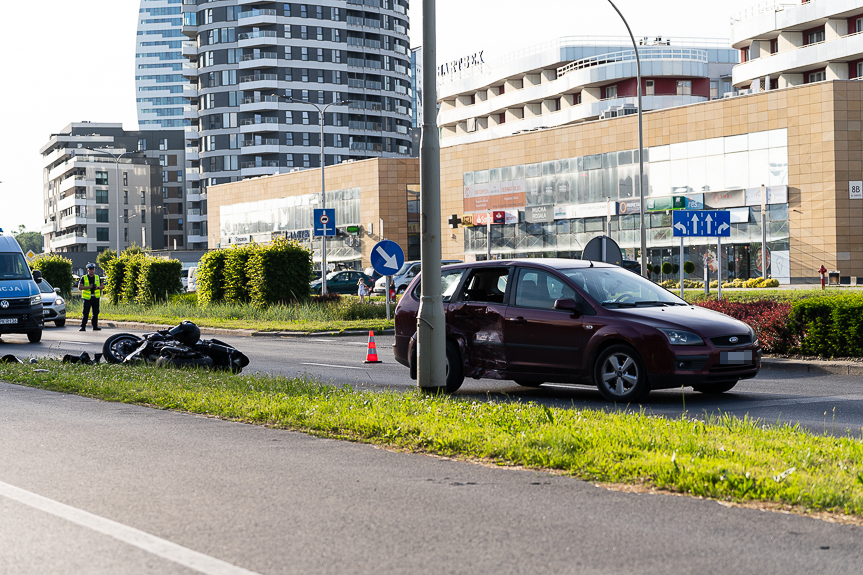 Zderzenie samochodu osobowego z motocyklem na Kopisto w Rzeszowie