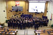 Graduacja absolwentów WSPiA